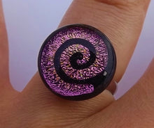 Load image into Gallery viewer, Pink &amp; Black Dichroic Spiral Ring (adjustable)
