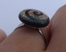 Load image into Gallery viewer, Pink &amp; Black Dichroic Spiral Ring (adjustable)
