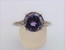 Load image into Gallery viewer, Purple &amp; Silver Tone Bling Ring (size 11)
