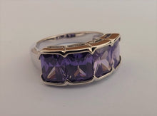 Load image into Gallery viewer, Purple &amp; Silver Tone Bling Ring (size 6)
