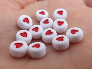 10x Red Heart in White Circle, Round Beads 7mm