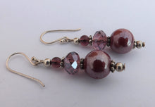 Load image into Gallery viewer, Red &amp; Purple Glass Bead Earrings
