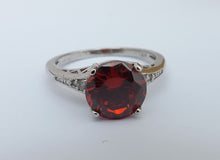 Load image into Gallery viewer, Red &amp; Silver Tone Costume Ring (size 11)
