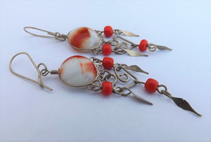 Red, White & Gold Tone Retro Drop Earrings