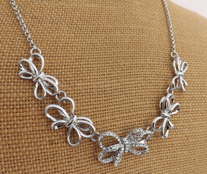 Silver Tone Bows Collar Necklace