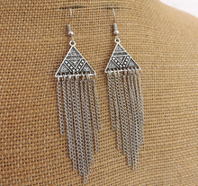 Load image into Gallery viewer, Silver Tone Chain Drops Earrings
