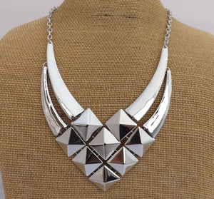 Silver Tone Chunky Collar Necklace