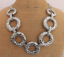 Load image into Gallery viewer, Silver Tone Chunky Round Chain Link Collar Necklace
