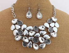 Load image into Gallery viewer, Silver Tone Collar Necklace &amp; Earrings Set
