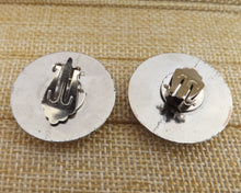 Load image into Gallery viewer, Silver Tone Vintage Clip on Earrings
