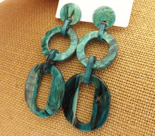 Load image into Gallery viewer, Sparkly Teal Acrylic Chunky Linked Loop Earrings
