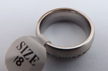 Load image into Gallery viewer, Stainless Steel &amp; Diamantes Ring (size 8)
