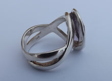 Load image into Gallery viewer, Sterling Silver &amp; Light Purple Ring (size 8)
