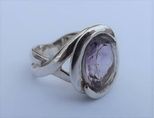 Load image into Gallery viewer, Sterling Silver &amp; Light Purple Ring (size 8)
