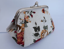 Load image into Gallery viewer, Floral Print Vintage Style Coin Purse (five options)
