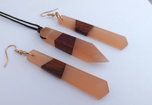 Wood & Peach Resin Pendant Necklace & Earrings Set